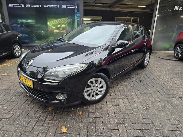 Zwart Gebruikt 2013 Renault Mégane III Expression Hatchback | € 5.450 (Eerlijke prijs) - Afbeelding 1/4