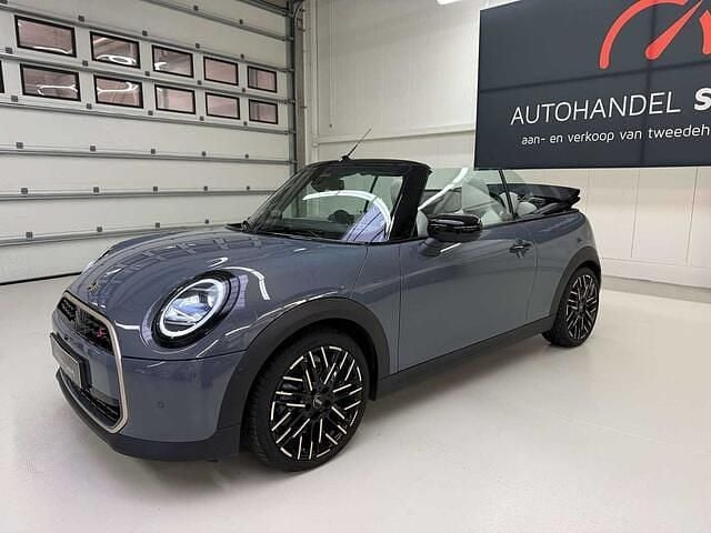 Overige Occasion 2025 Mini Cooper S Cabriolet Favoured Cabriolet | € 37.995 (Super prijs) - Afbeelding 1/4