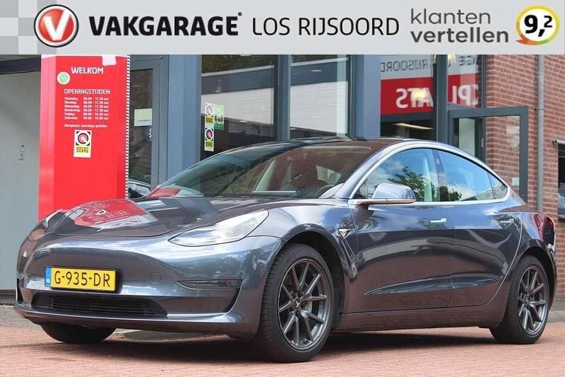 Grijs Gebruikt 2019 Tesla Model 3 Standard Range Sedan | € 16.990 (Eerlijke prijs) - Afbeelding 1/4