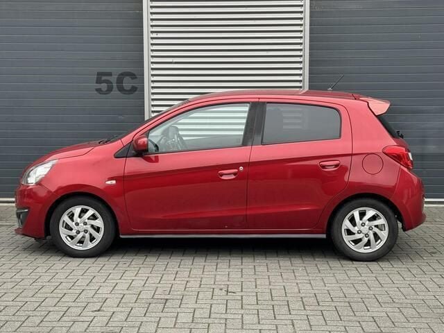 Occasion Mitsubishi Space Star Edition 80 PK (58 kW) 2017 Rood Hatchback