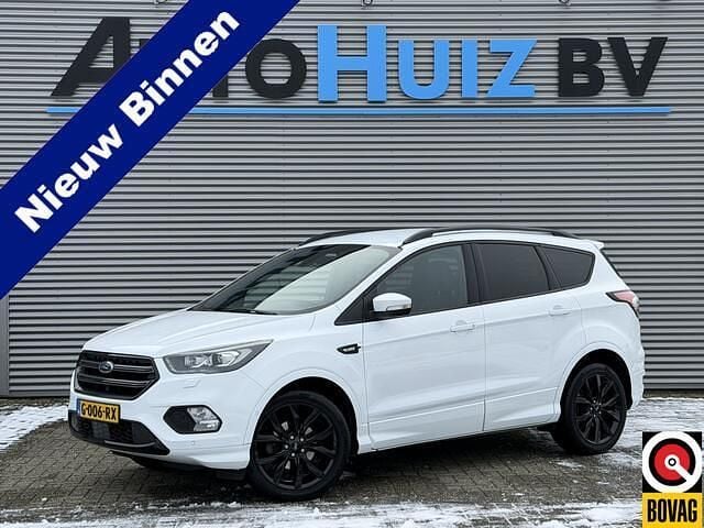Wit Occasion 2018 Ford Kuga ST-Line SUV | € 13.990 (Eerlijke prijs) - Afbeelding 1/4