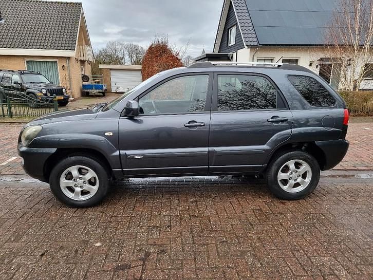 Occasion 2008 Kia Sportage Comfort SUV | € 2.690 (Goede deal) - Afbeelding 1/4