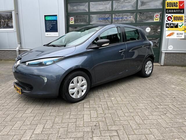 Occasion Renault Zoe Life 68 kW (93 PK) 2017 Grijs Hatchback
