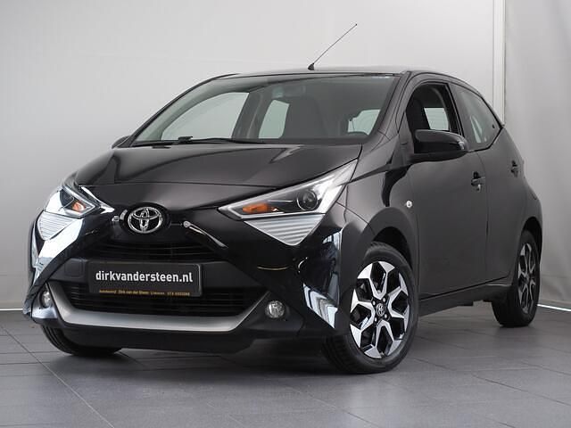 Zwart Gebruikt 2019 Toyota Aygo Hatchback | € 10.950 (Eerlijke prijs) - Afbeelding 1/4