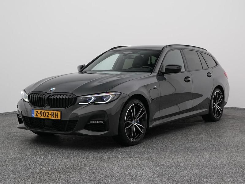 Occasion BMW 330e M Sport 2021 Grijs Stationwagen