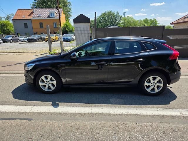 Occasion Volvo V40 CC 120 PK (88 kW) 2019 Zwart Stationwagen