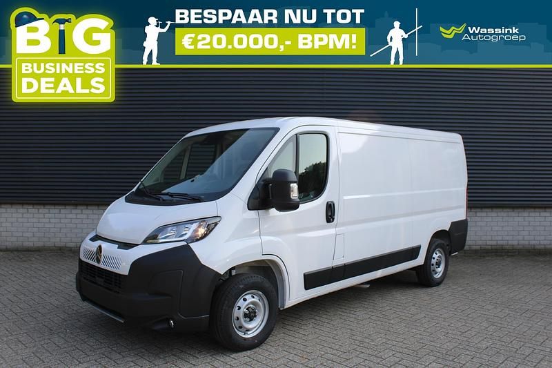 Icy white Nieuw 2024 Citroën Jumper MPV | € 33.699 (Iets duurder) - Afbeelding 1/3