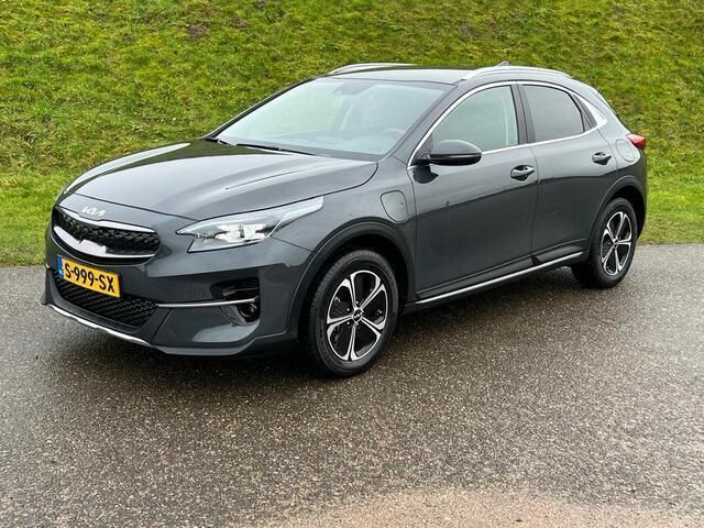 Grijs Gebruikt 2022 Kia XCeed SUV | € 24.250 (Eerlijke prijs) - Afbeelding 1/4