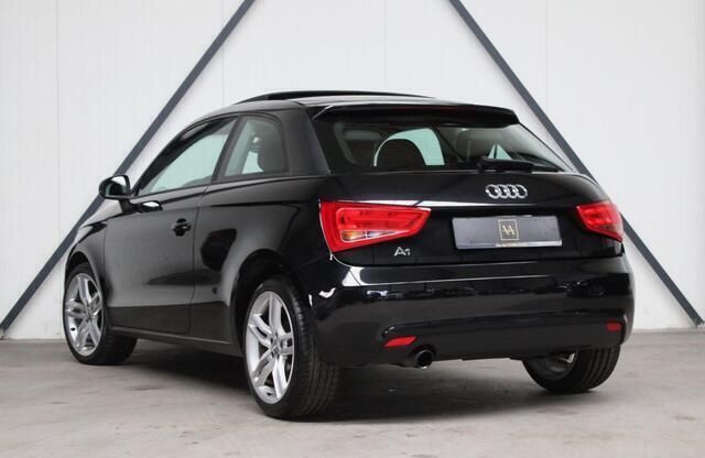 Occasion Audi A1 Attraction 86 PK (63 kW) 2011 Zwart Hatchback