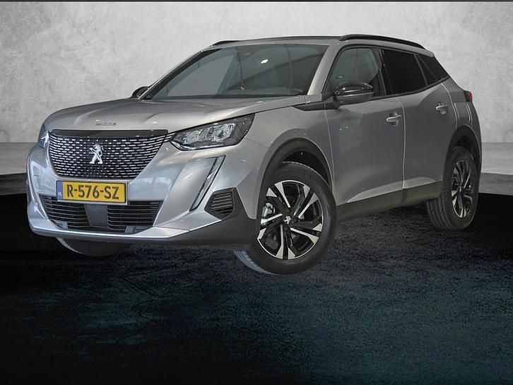 Grijs Occasion 2022 Peugeot 2008 Allure SUV | € 19.895 (Iets duurder) - Afbeelding 1/4