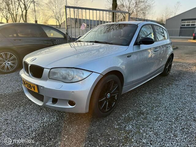 Occasion BMW 118 Executive 129 PK (94 kW) 2005 Grijs Hatchback