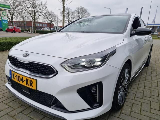 Wit Gebruikt 2021 Kia ProCeed Hatchback | € 18.995 (Goede deal) - Afbeelding 1/4
