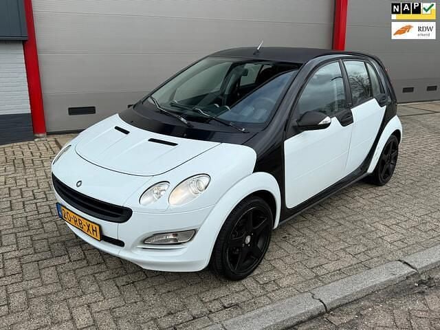 Occasion Smart ForFour Pulse 75 PK (55 kW) 2005 Zwart Hatchback
