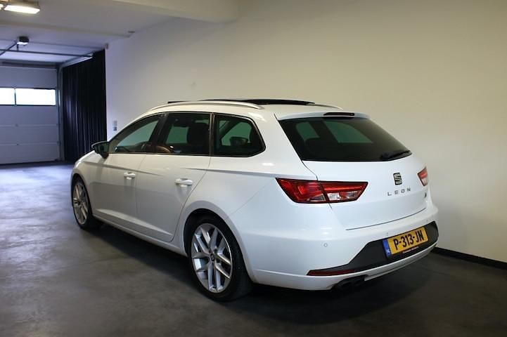 Occasion Seat Leon 125 PK (91 kW) 2015 Wit Stationwagen