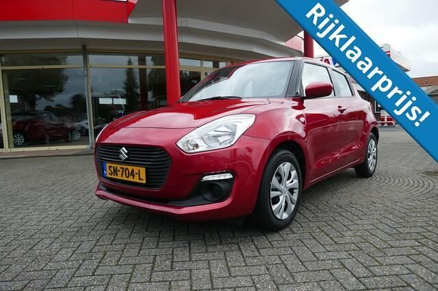 Rood Gebruikt 2018 Suzuki Swift Comfort Hatchback | € 11.750 (Eerlijke prijs) - Afbeelding 1/4