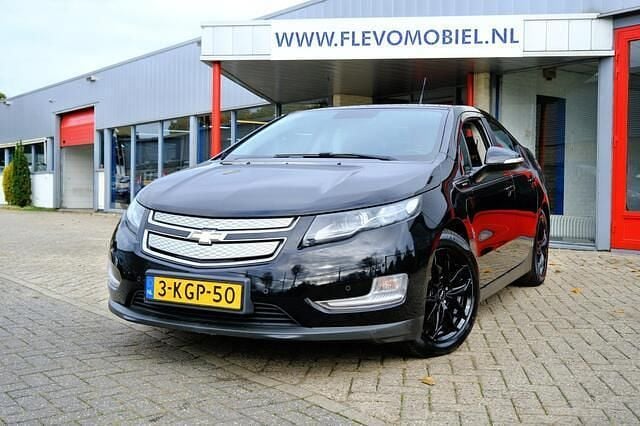 Zwart Gebruikt 2013 Chevrolet Volt LTZ Hatchback | € 8.950 - Afbeelding 1/4