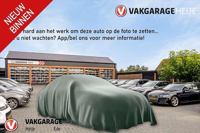 Grijs Gebruikt 2020 Polestar 2 Long Range Dual motor Sedan | € 25.995 (Eerlijke prijs) - Afbeelding 1/2