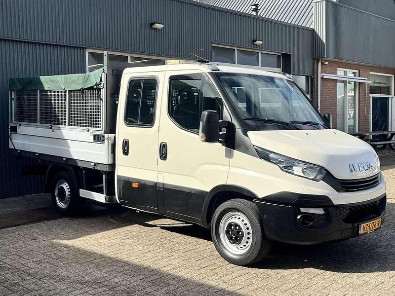 Wit Gebruikt 2016 Iveco Daily Van | € 18.950 (Duur) - Afbeelding 1/4