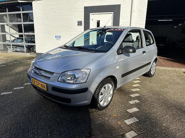 Grijs Gebruikt 2006 Hyundai Getz Active Hatchback | € 2.250 (Iets duurder) - Afbeelding 1/4