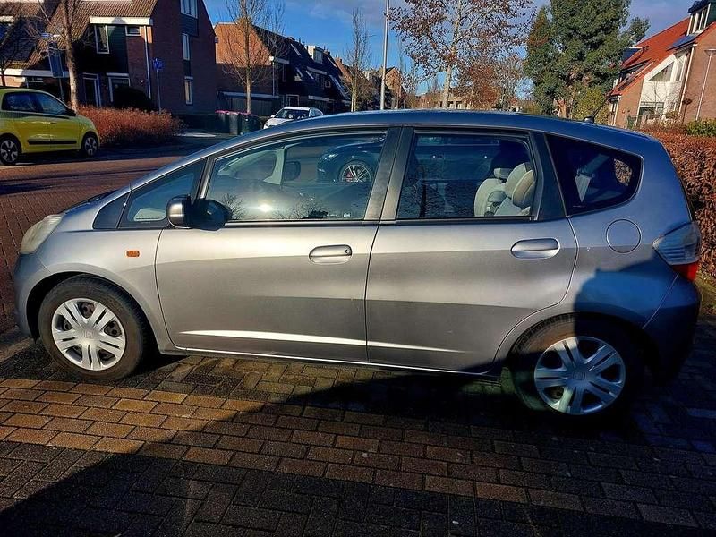 Occasion Honda Jazz Trend 90 PK (66 kW) 2009 Zilver Hatchback