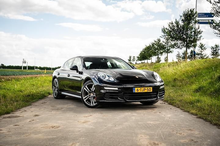 Occasion Porsche Panamera 2014 Zwart (metallic) Hatchback