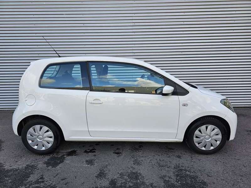 Wit, andere lak Gebruikt 2010 Seat Mii Hatchback | € 4.745 (Duur) - Afbeelding 1/4