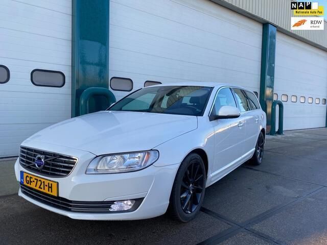 Wit, metallic lak Gebruikt 2015 Volvo V70 Stationwagen | € 10.925 (Iets duurder) - Afbeelding 1/4