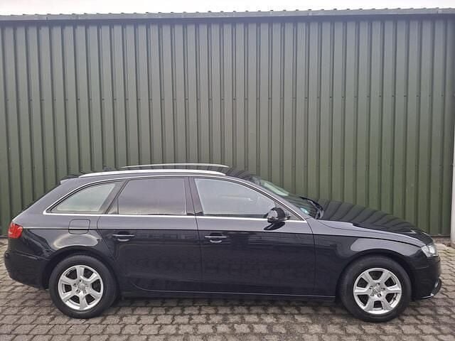 Occasion Audi A4 Proline 120 PK (88 kW) 2010 Zwart Stationwagen