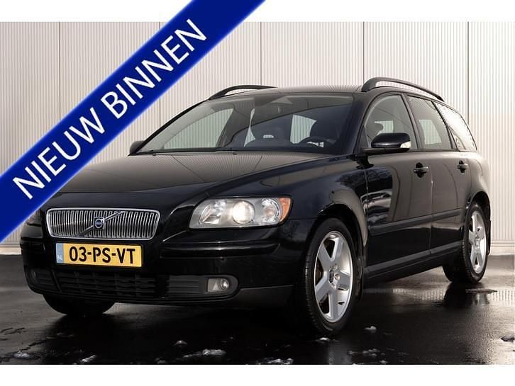 Occasion 2004 Volvo V50 Stationwagen | € 2.999 (Eerlijke prijs) - Afbeelding 1/4