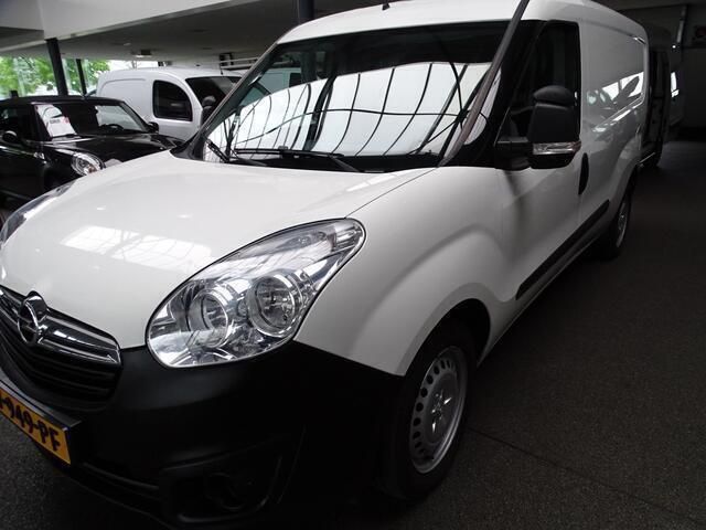 Wit Gebruikt 2018 Opel Combo Edition MPV | € 7.950 (Eerlijke prijs) - Afbeelding 1/4