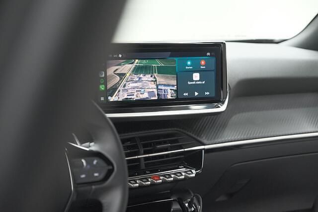 Occasion Peugeot 2008 Allure 145 PK (106 kW) 2025 Grijs SUV