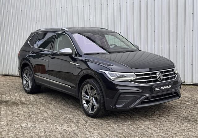 Occasion VW Tiguan Allspace 150 PK (110 kW) 2022 Zwart (metallic) SUV
