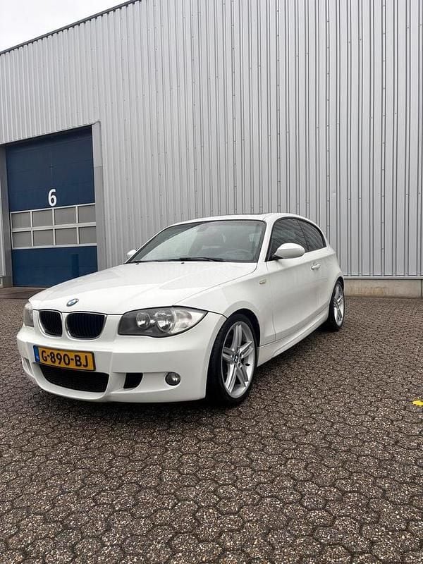 Gebruikt 2008 BMW 123 Hatchback | € 4.999 - Afbeelding 1/4