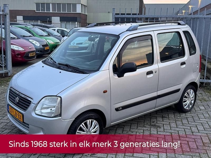Grijs Occasion 2002 Suzuki Wagon R+ GLS Stationwagen | € 2.190 (Eerlijke prijs) - Afbeelding 1/4