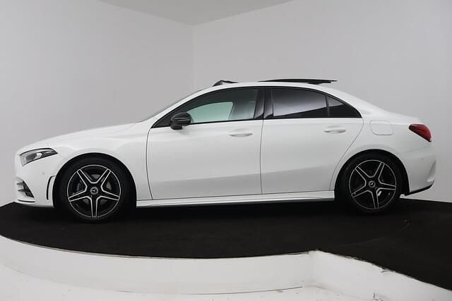 Occasion Mercedes A180 Business 136 PK (100 kW) 2019 Wit Sedan