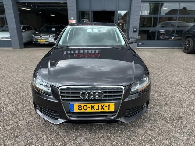 Occasion Audi A4 Business 120 PK (88 kW) 2010 Grijs Sedan