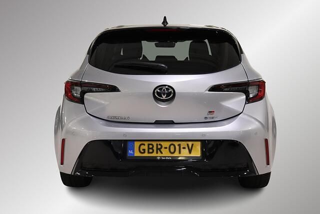 Occasion Toyota Corolla Hybrid Sport 140 PK (102 kW) 2024 Zilver Hatchback