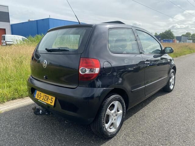 Occasion VW Fox Trendline 54 PK (39 kW) 2009 Zwart Hatchback