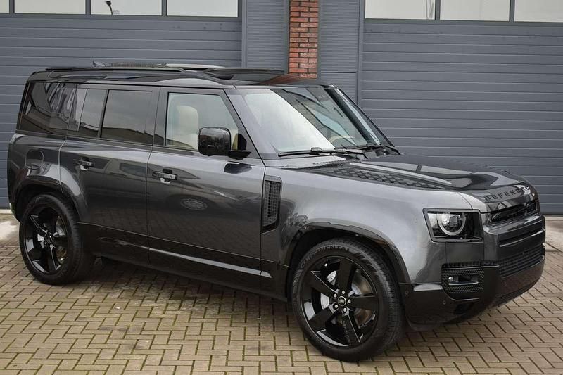 Grijs Nieuw 2025 Land Rover Defender HSE Dynamic SUV | € 111.500 (Super prijs) - Afbeelding 1/4