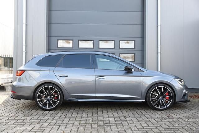 Occasion Seat Leon ST CUPRA 301 PK (221 kW) 2017 Grijs Stationwagen