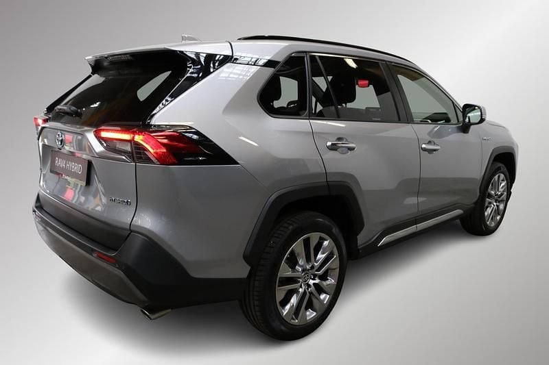 Occasion Toyota RAV4 Hybrid Executive 218 PK (160 kW) 2021 Zilver SUV