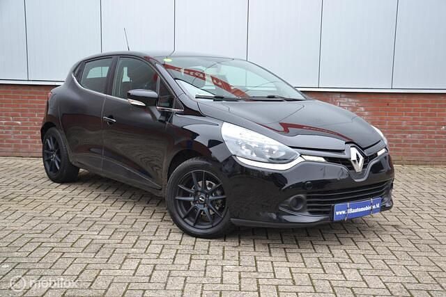 Occasion Renault Clio IV Expression 74 PK (54 kW) 2014 Zwart (metallic) Hatchback