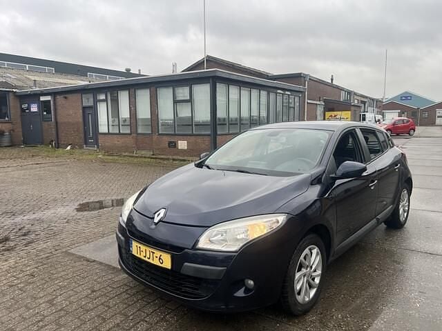 Blauw Occasion 2009 Renault Mégane III Business Hatchback | € 1.750 (Goede deal) - Afbeelding 1/4