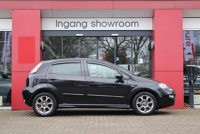 Occasion Fiat Punto Evo Lounge 101 PK (74 kW) 2015 Zwart Hatchback