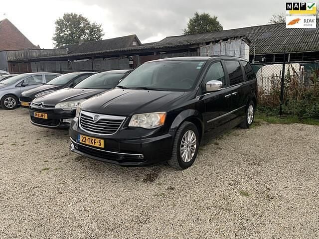 Zwart Gebruikt 2012 Lancia Voyager Gold MPV | € 7.450 - Afbeelding 1/4
