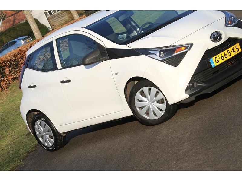 Occasion Toyota Aygo 72 PK (52 kW) 2019 Wit Hatchback