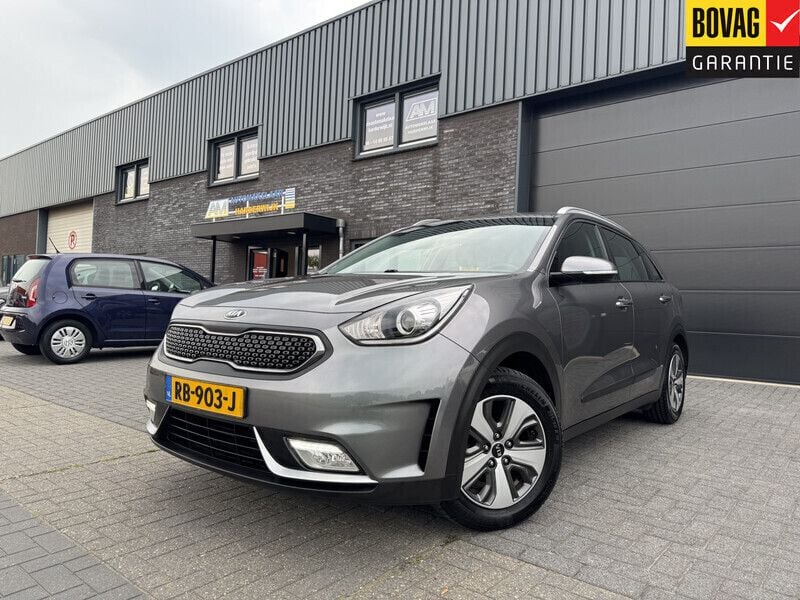 Grijs Gebruikt 2017 Kia Niro SUV | € 15.950 (Eerlijke prijs) - Afbeelding 1/4