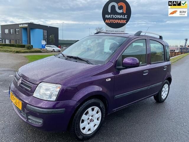 Paars Gebruikt 2011 Fiat Panda Hatchback | € 1.999 (Goede deal) - Afbeelding 1/4