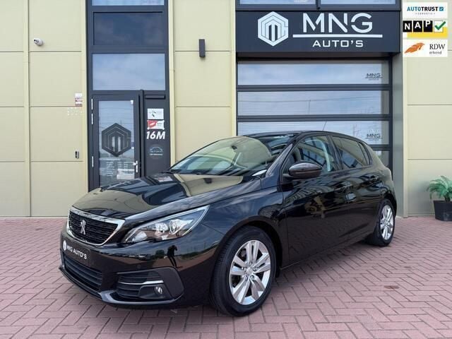 Zwart Gebruikt 2018 Peugeot 308 Hatchback | € 10.395 (Eerlijke prijs) - Afbeelding 1/4