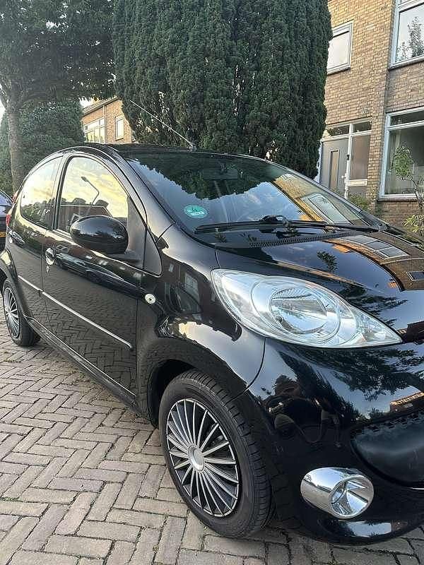 Gebruikt 2006 Peugeot 107 Filou Hatchback | € 2.950 (Iets duurder) - Afbeelding 1/4